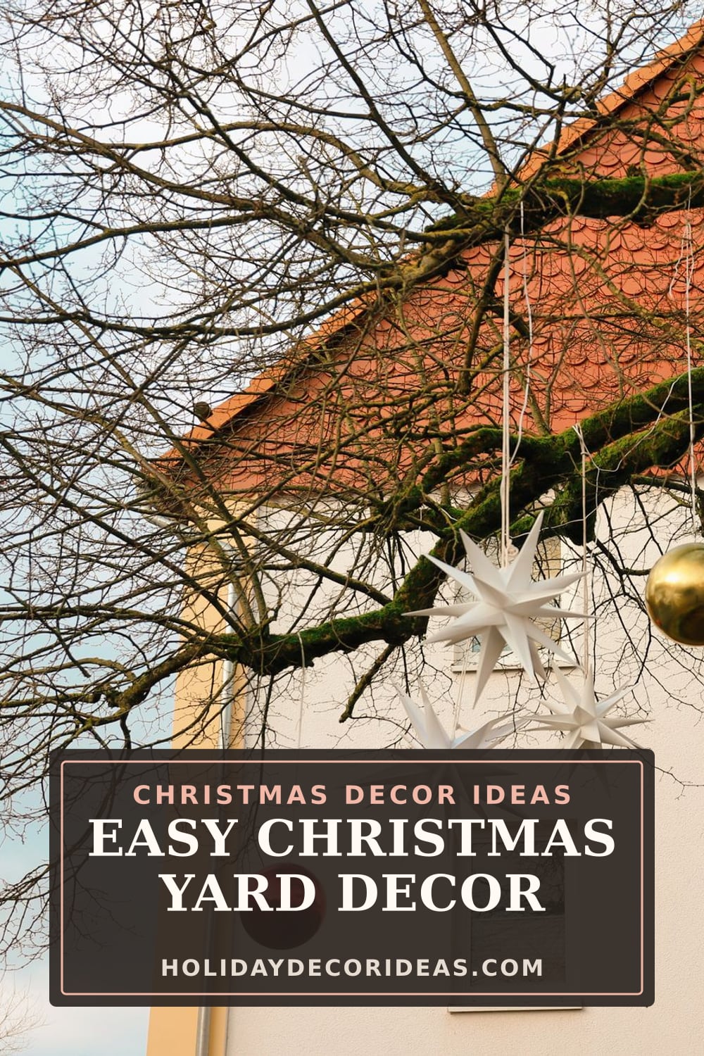 20 DIY Outdoor Christmas Ideas: Pinterest pin 4