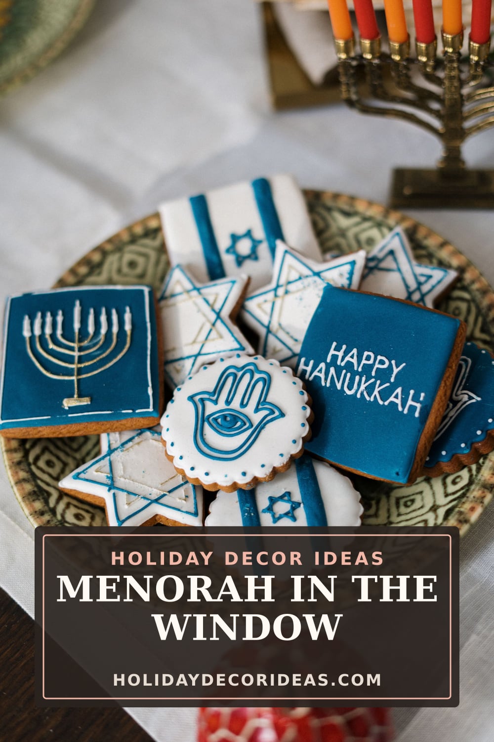 20 Hanukkah Decorations: Pinterest pin 4